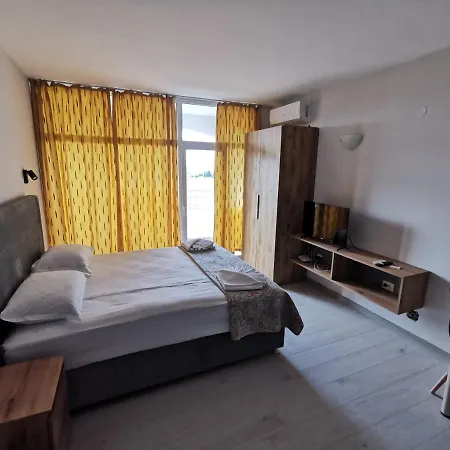 Privately Owned Bora Bora Apartment *
